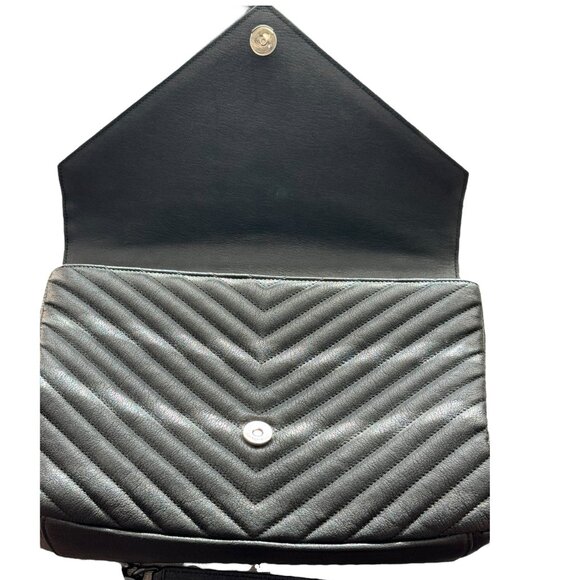 YSL SAINT LAURENT COLLEGE LARGE CHAIN QUILTED TEXTURED-LEATHER SHOULDER BAG - Picture 5 of 15